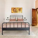 L'angolo Fiorito House Неаполь