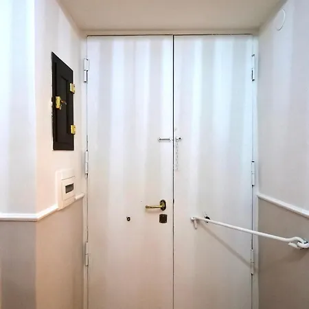 L'angolo Fiorito House *